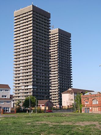 Whitevale and Bluevale Towers from Gallowgate.JPG