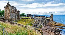 +Am Ende des 22. Jahrhunderts wurde mit dem Bau von ST Andrews Castle begonnen