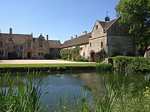 Great Chalfield Manor - geograph.org.uk - 1345629