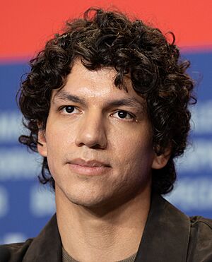 Isaac Hernández-64832 (cropped).jpg