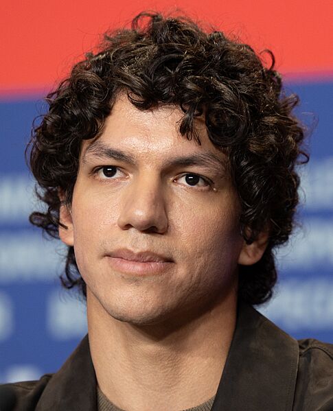 Isaac Hernández-64832 (cropped)