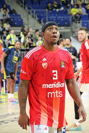 Isaiah Canaan 3 KK Crvena zvezda EuroLeague 20241015 (2).jpg