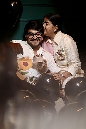 Sayak Chakraborty and his mother Rekha Chakraborty.jpg