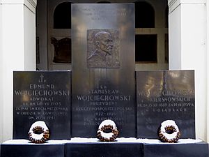 The grave of Stanisław Wojciechowski in Powązki cemetery (16361310923)