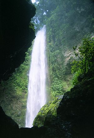 Tlaxcolotongo Falls