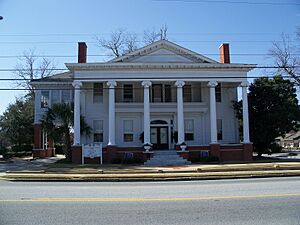 Valdosta GA Barber-Pittman CofComm01