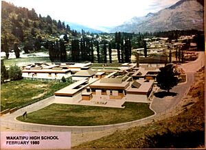 Wakatipu High School New Zealand 1980