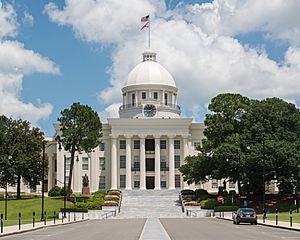 Alabama State Capitol, Montgomery, West view 20160713 1.jpg
