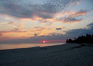 Atardecer en una playa de Port Salut Haiti