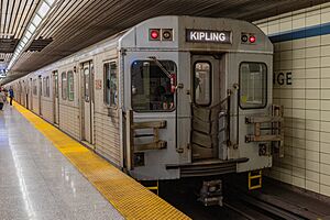 Bloor-Yonge TTC Subway station, August 26 2025 (02)
