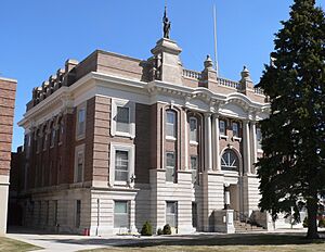 Dawson County, Nebraska courthouse from NW 1