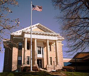 DodgeCountyMNCourthouse2006