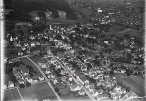 ETH-BIB-Buchs, Schloss Werdenberg aus 300 m-Inlandflüge-LBS MH01-002783