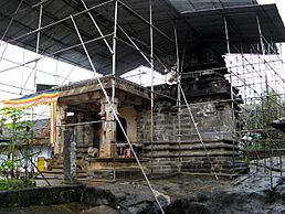 Gadaladeniya Temple 0525
