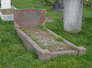 Harry Greenwood grave Putney Vale 2015