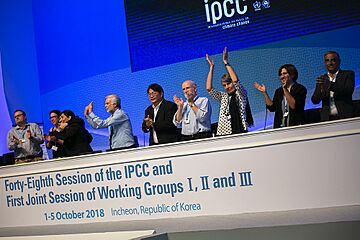 IPCC adoption of the Summary for Policymakers of the Special Report on Global Warming of 1.5°C