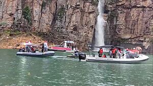 Marinha reforça operações de buscas por vítimas do acidente em Capitólio (MG)