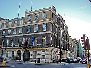 Polish Embassy 47 Portland Place London.jpg