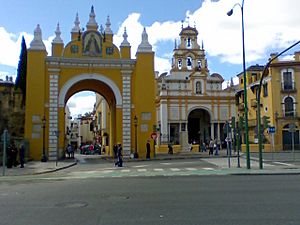 Puerta y Basílica de la Macarena (Sevilla)