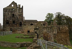 Ravenscraig Castle 02