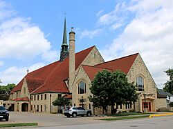 Sacred Heart - Winona 01.jpg