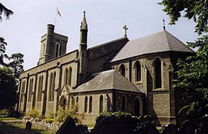 St Paul, Addlestone - geograph.org.uk - 1517212.jpg