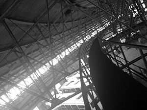 Steel-roof-of-Novoryzansky-Garage