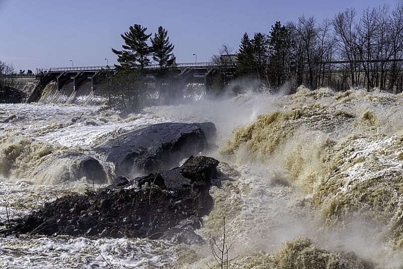 Thomson Dam flooding