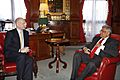 William Hague with Ranil Wickremasinghe 2