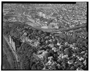 APPROACH, ENTRANCE AND VENTILATION TOWERS OF THE LINCOLN TUNNEL, NEW JERSEY LOOKING SOUTHWEST - Lincoln Tunnel, Under Hudson River from New Jersey to West Thirty-ninth Street, HAER NY,31-NEYO,173-6