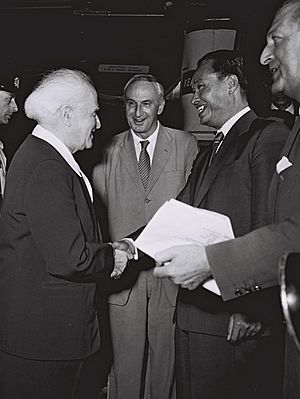 David Ben Gurion - General Ne Win PM of Burma 1959