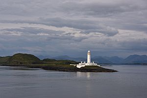 Eilean Musdile lighthouse 2017-05-19.jpg