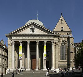 Façade de la cathédrale Saint-Pierre de Genève