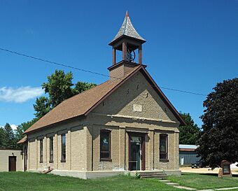 First Baptist Church of Garden City.jpg