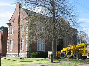 Fohs Hall in Marion
