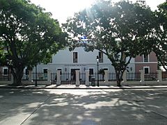 Front view of Escuela de Bellas Artes de Ponce, Bo. Quinto, Ponce, PR (IMG 2954)