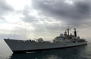HMS EDINBURGH D97 on patrol in the Northern Arabian Gulf. 08-03-2003 MOD 45142511