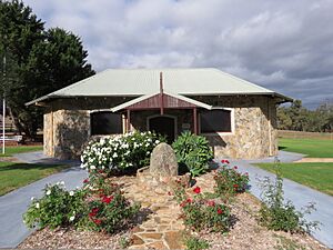 Italian Prisoner of War Shrine, Harvey, April 2021 02