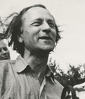 Jonas Mekas in Biržai, Lithuania, 1971 (cropped).jpg