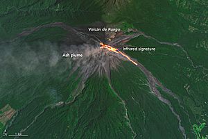 Lava Flow on Volcán de Fuego, 2016