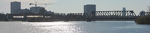 Ottawa rail bridge