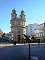 Pontevedra Plaza de la Peregrina y loro Ravachol