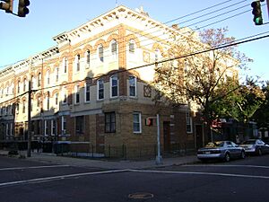 RIDGEWOOD-GLENDALE-FRESH POND 145