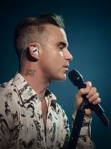 Robbie Williams, Roundhouse, London (Apple Music Festival) (29312808023)