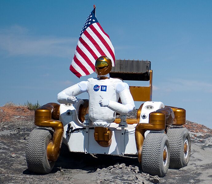 Robonaut 2 and Centaur 2