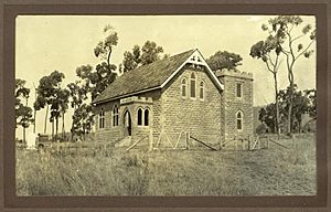 StateLibQld 2 240852 St Stephen's Anglican Church on Ma Ma Creek, Queensland