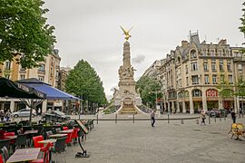 Subé Fountain, Reims, France.jpg