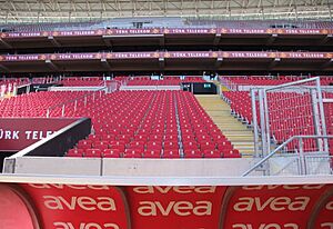 Türk Telekom Arena'nın tribünlerinin bir görünümü