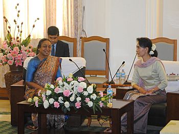 The Speaker, Lok Sabha, Smt. Meira Kumar meeting Daw Aung Suu Kyi, in Naypyitaw, Myanmar on February 13, 2013