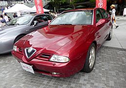 The frontview of Alfa Romeo 166 super 2.0 v6